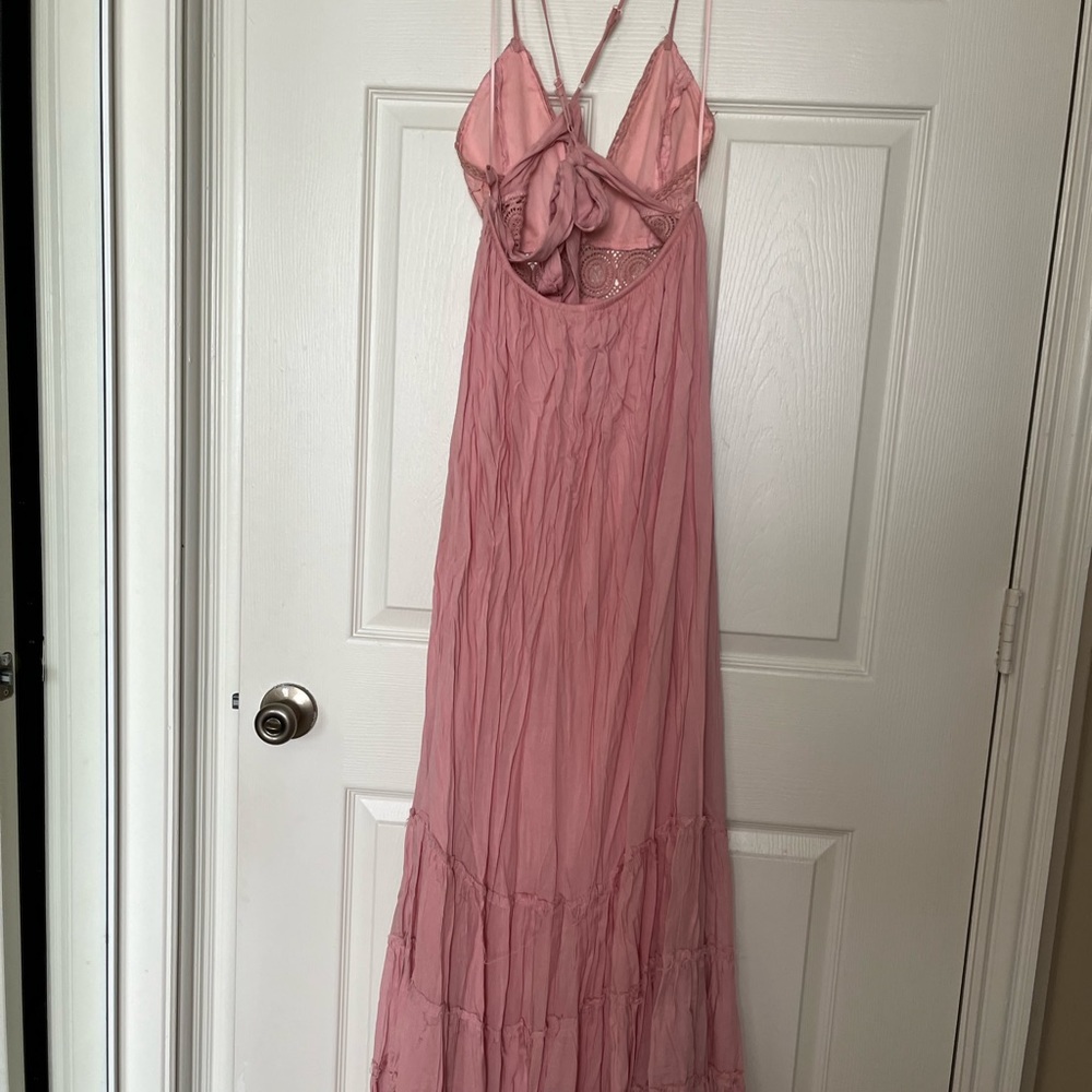 Clothes - Picture 5 of 5